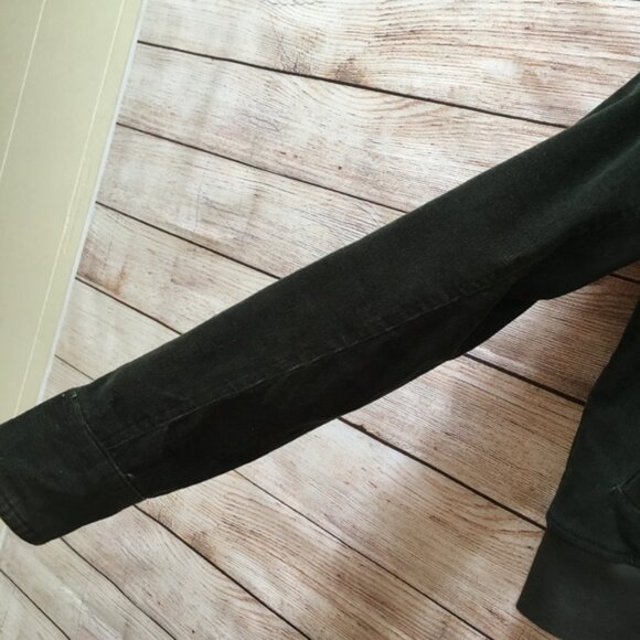 NECA BELLA SWAN TWILIGHT HOODED GREEN CORDUROY BOMBER JACKET - Picture 5 of 10